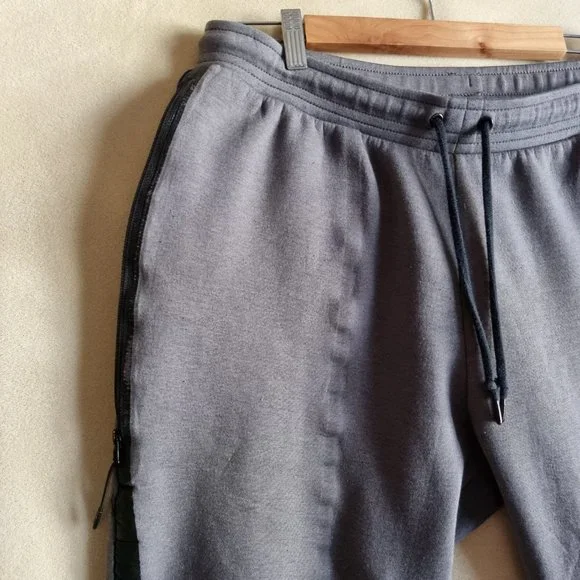 Nike Men's Gray Jogger Pant - Picture 7 of 8